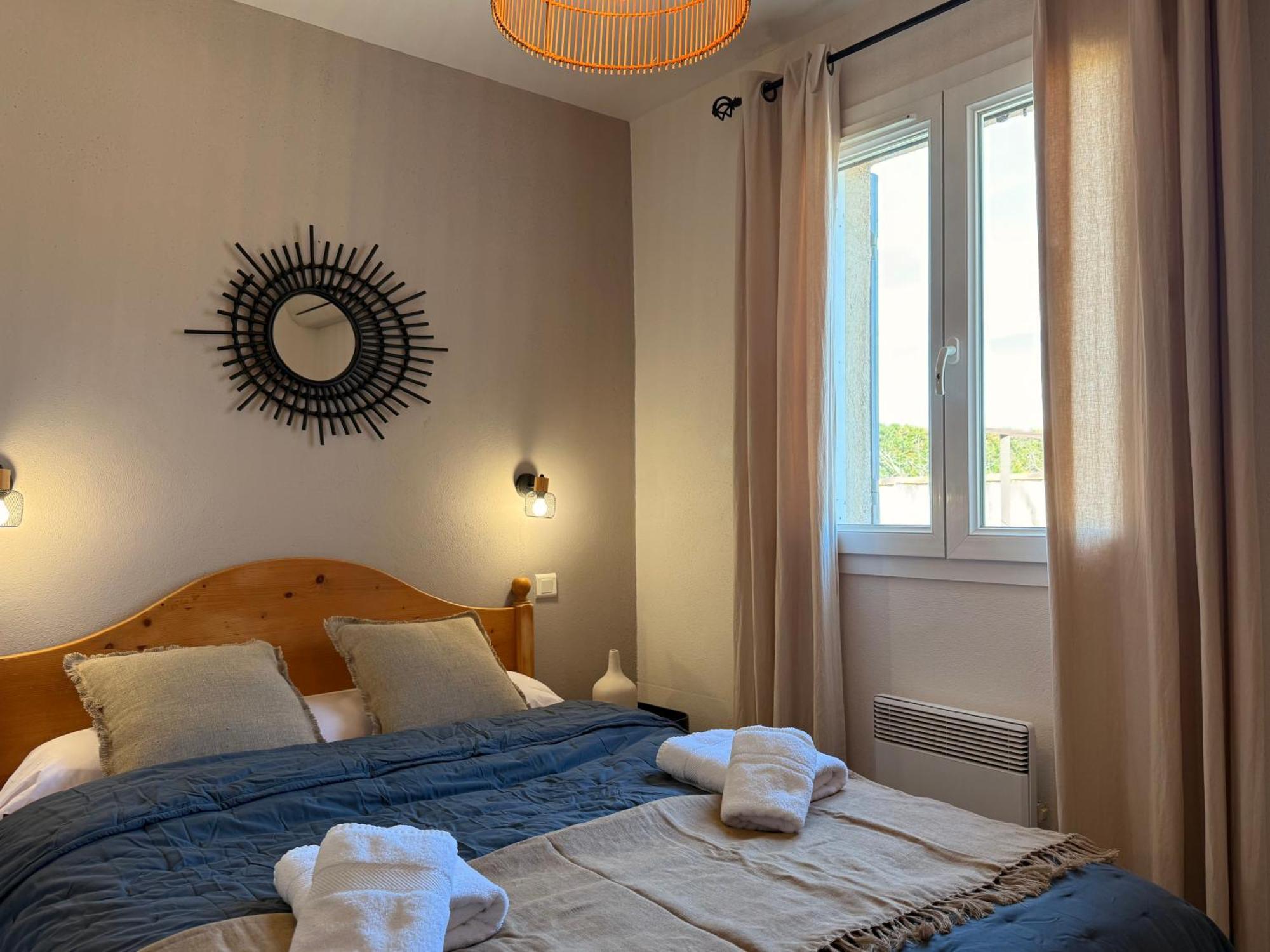 Le Domaine De Laforest Fontvieille Exteriör bild